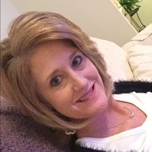 Meet your Posher, Michele